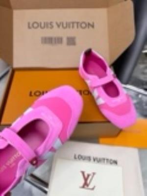 wholesale quality women louis vuitton sneakerina shoes model no. 556